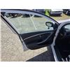 Image 32 : DUNCAN - 2013 HYUNDAI ELANTRA WHITE 225995 KMS - J156928