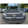 Image 3 : DUNCAN - 2014 VOLKSWAGEN TOUAREG GRAY 125132 KMS - D005812