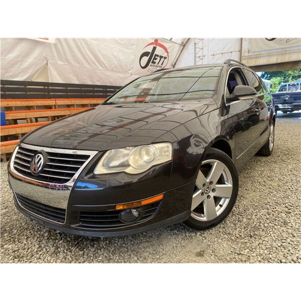 PARKSVILLE - 2008 VOLKSWAGEN PASSAT BROWN 158283 KMS - B202797