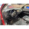 Image 50 : PARKSVILLE - 2015 MITSUBISHI OUTLANDER RED 198687 KMS - D600339