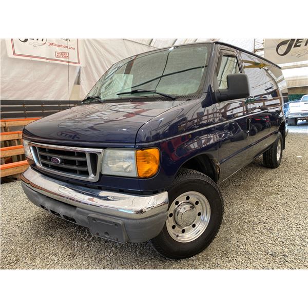 PARKSVILLE - 2006 FORD E-350 BLUE 181216 KMS - JA60184