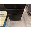 Image 4 : Vertical 3-Drawer Cabinet 29" x 15" x 28"H