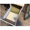 Image 4 : HON 2-Drawer Filing Cabinet 25" x 15" x 29"H