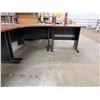 Image 13 : L-Shaped Desk w/ Hutch 108" x 60" x 84" x 66"H
