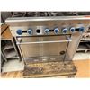 Image 9 : Commercial Gas 6-Burner Range w/ Oven