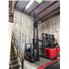 Image 22 : Toyota BFGCU25 Propane Warehouse Forklift 17055 Hours (Starts & Runs, See Video - Needs New Battery)