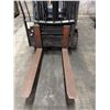 Image 33 : Toyota BFGCU25 Propane Warehouse Forklift 17055 Hours (Starts & Runs, See Video - Needs New Battery)