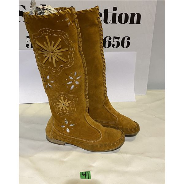 Women's boots