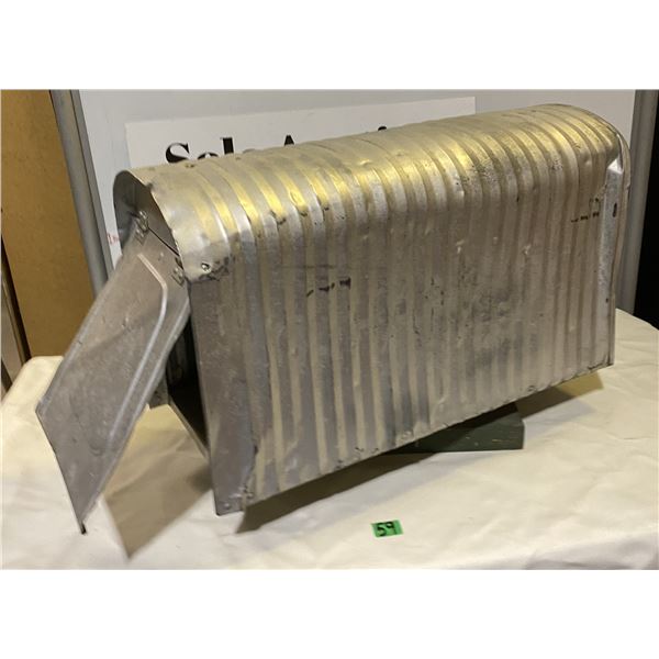 Metal mailbox