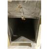 Image 4 : Metal mailbox
