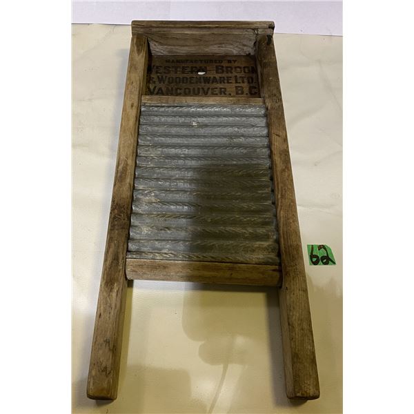 Antique wash board