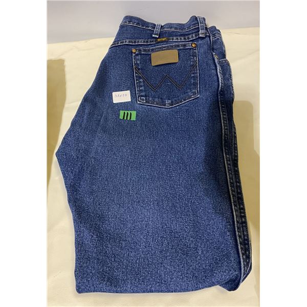 Wrangler 38X34 jeans