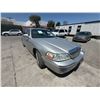 Image 2 : LINC TOWN CAR 2003 APP/DUP-T/EXP-ONLY-SMOG