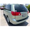 Image 4 : TOYT SIENNA 2006 T-DONATION