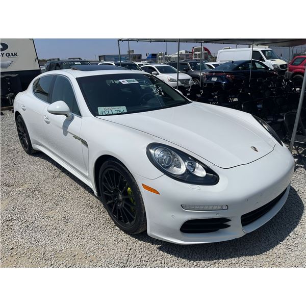PORSCHE PANAMERA 2014 ADT/TITLE 15 DAYS