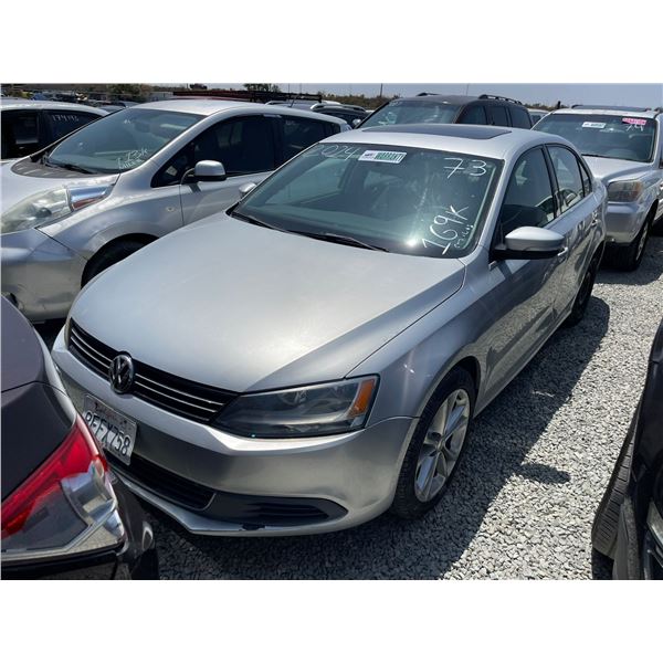 VOLKSWAGEN JETTA 2014 L/S