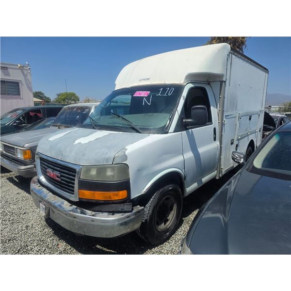 GMC SAVANA 2004 T-DONATION