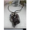 Image 6 : 4.6 INCH HIGH GRADE AMETHYST CANDLE HOLDER
