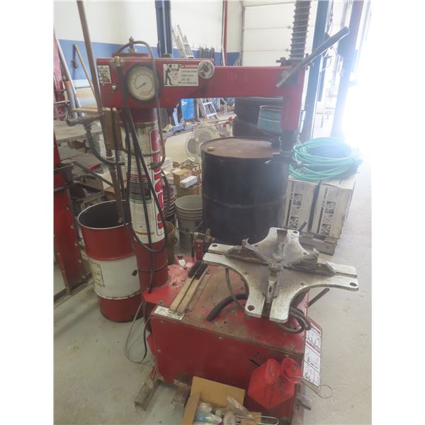 Coats Model 5030E Tire Machine