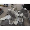 Image 4 : 2 Ceiling Fans, 2 Tabletop Fans