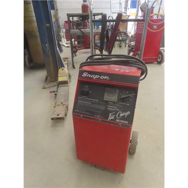 Snap-On BC4200 Fast Charger, 6 and 12V