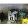Image 5 : 14 Tubes Multiplex Grease and Engine Oil, Partial Containers
