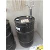 Image 5 : Mobil Special Synthetic Blend – 5W-20 (4-1/2" Left) and 5W-30 (14-1/2" Left), w/ Barrel Pumps