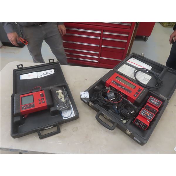 Snap-On MT2500 Scanner (2001) and MT2400 Vantage Graphing