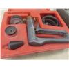 Image 3 : Snap-On Vacuum Tester and Mighty Vac Silverline Vacuum Tester