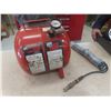 Image 1 : Portable Air Tank, w/ Gauge and Hose