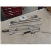 Image 1 : 1/2" Power Bars, 1/2" and 3/8" Extensions, 1/2" and 3/8" Ratchets, and Ratchet Repair Kit