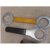 Image 2 : Duramax and Ford Power Stroke Fuel Filter Tools
