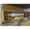 Image 3 : A/C Refrigerant Flushing System