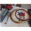 Image 5 : Refrigerant Gauge Set, Vacuum Pump, Scale, Thermometer, Leak Detector, and Electronic Sight Glass