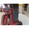Image 3 : 4 Jack Stands, 3 Ton and 6 Ton, and 1 x 36" Jackall