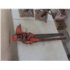 Image 6 : 4 Jack Stands, 3 Ton and 6 Ton, and 1 x 36" Jackall