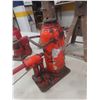 Image 3 : 3 Hydraulic Bottle Jacks, Up to 12 Ton, and 2 Jack Stands