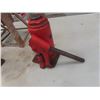 Image 4 : 3 Hydraulic Bottle Jacks, Up to 12 Ton, and 2 Jack Stands