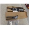 Image 1 : 2 Rivet Guns and Rivets
