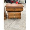 Image 12 : BASSETT DRESSER WITH MIRROR (SEE PICTURES) WITH MATCHING NIGHTSTAND