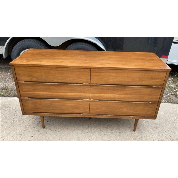 VINTAGE MID-CENTURY MODERN SIX-DRAWER WALNUT DRESSER