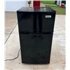 Image 1 : CRITERION MINI FRIDGE
