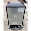 Image 3 : CRITERION MINI FRIDGE