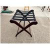 Image 13 : QUEEN ANNE TABLE, LUGGAGE RACK, AND STOOL