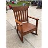 Image 3 : ANTIQUE MISSION OAK ARTS & CRAFTS ROCKING CHAIR WITH A SOLID WOOD SEAT