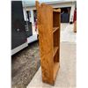 Image 5 : ANTIQUE OAK BOOKCASE