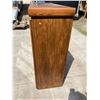 Image 3 : CHINA CABINET TOP