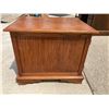 Image 5 : VINTAGE WHITE CLAD OAK WOOD END TABLE