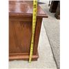 Image 9 : VINTAGE WHITE CLAD OAK WOOD END TABLE