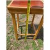 Image 12 : END TABLE AND NIGHTSTAND